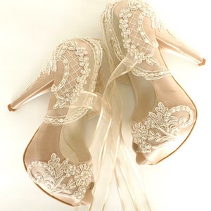 Lace Wedding Shoes, Champagne Bridal Shoes image 1