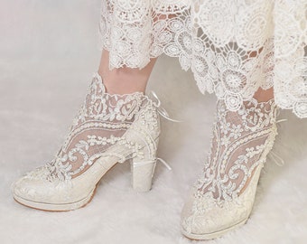 Boho Lace Bridal Boots with Block Heels, Ivory Lace Wedding Shoes