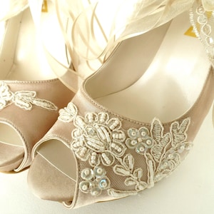 Lace Wedding Shoes, Champagne Bridal Shoes image 3