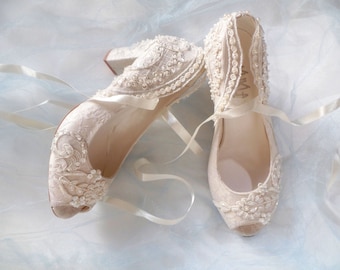 Ivory Lace Wedding Shoes for Bride with Block Heels and Satin Lace Ties