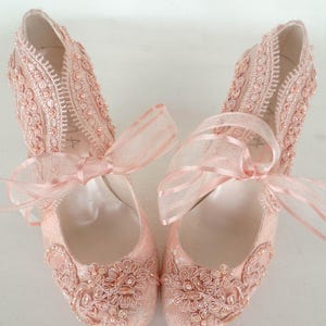 Blush Lace Wedding Shoes for Bride with Block Heels closed toes