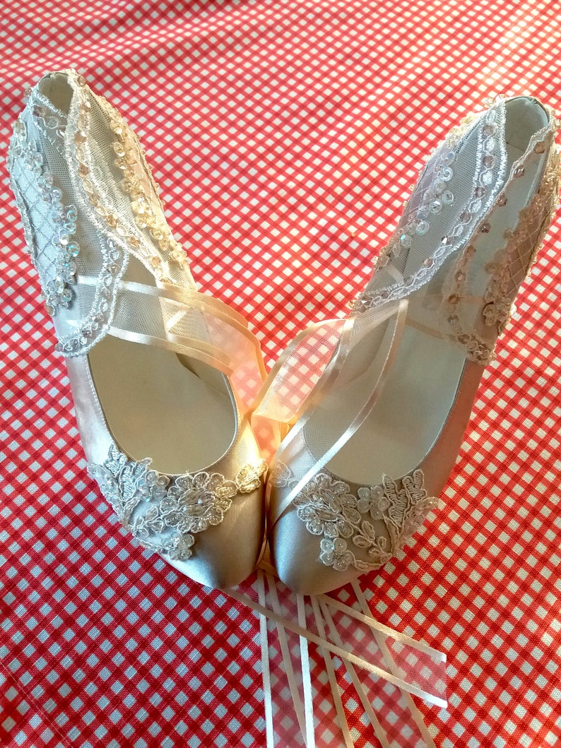 Lace Wedding Shoes, Champagne Bridal Shoes image 7