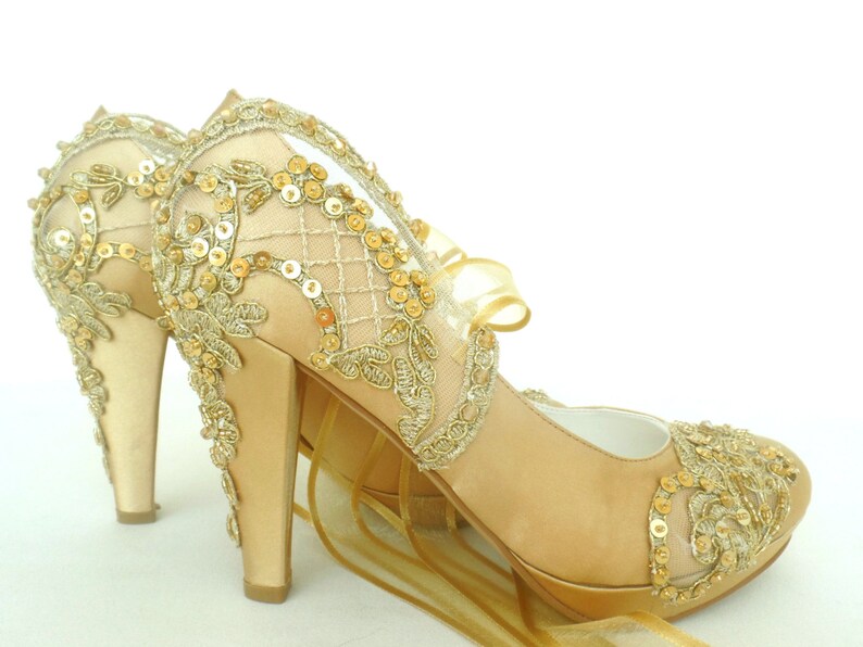 Loops, I Did It Again Rose Gold Flat Sandals | Gold flat sandals, Rose gold flats, Crazy shoes