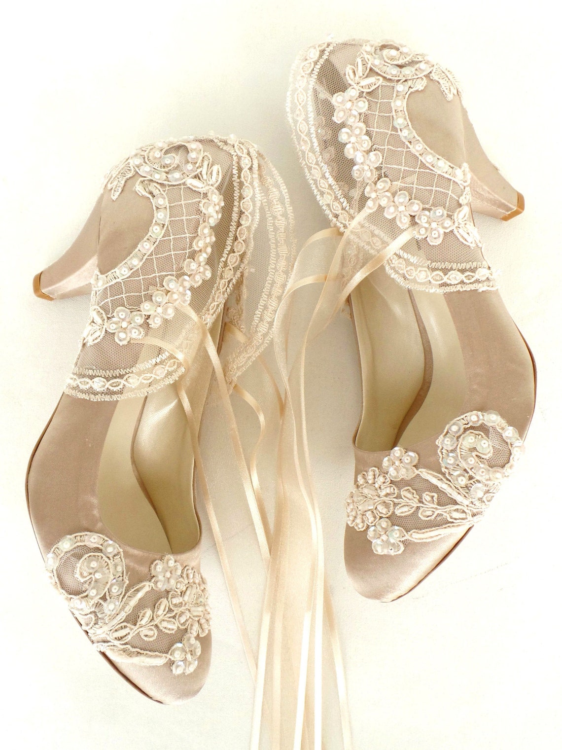 champagne wedding shoes for bride