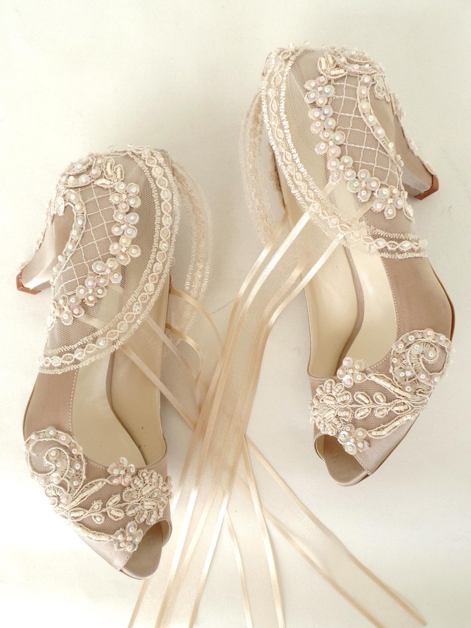 champagne wedding shoes for bride