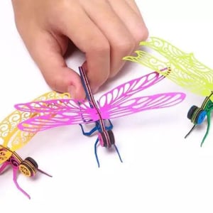 Fantasikryp DIY 3D-kartongmodellbyggsats, trollslända, bönsyrsa och skalbagge eller skorpion papperspyssel