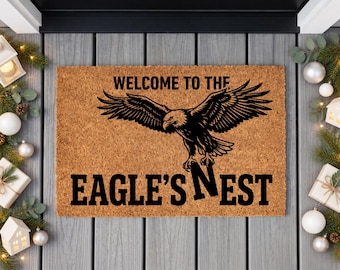 Fußmatte „Adlerhorst“, patriotische Willkommensmatte mit Weißkopfseeadler, Fußmatte mit amerikanischem Adlermotiv, rustikale amerikanische Verandadekoration, Einzugsgeschenk für Papa