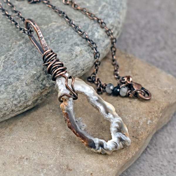 Oco Agate Druzy Necklace, Natural Crystal Black and White Stone Pendant, Copper Wire Gemstone Jewelry Handmade