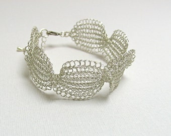 Sterling bracelet argenté, Bracelets crochet fil, Bracelet femme, Bijoux Crochet fil, bijoux tissés fil, cadeaux d’anniversaire pour les femmes