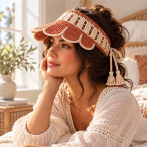 Patrón de visera de ganchillo, sombrero de playa con ala festoneada y banda calada, visera ajustable con lazo trasero para mujer, patrón digital de ganchillo.