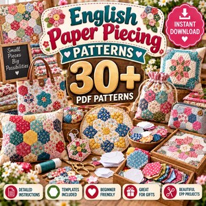 Può includere: Una raccolta di modelli di English Paper Piecing con oltre 30 design in PDF. L'immagine mostra vari articoli trapuntati, tra cui una borsa, cuscini, un sacchetto con coulisse e un astuccio, tutti realizzati con tessuti a motivi floreali.