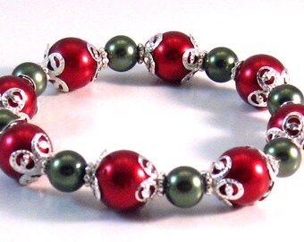 Red & Green Pearl and Silver Filigree Stretch Bracelet, Red Jewelry, Green Jewelry, Christmas Jewelry, Holiday Jewelry, Womens Fashion