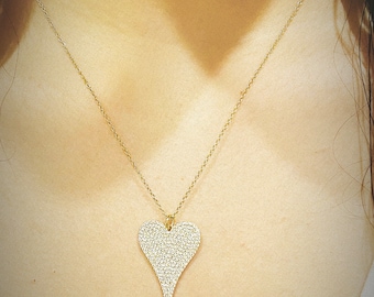 14k Gold Pave Diamond Heart Necklace - Elongated Design