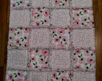 Pink and white floral baby girl flannel rag baby blanket machine quilted