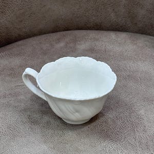 Vintage White Ceramic Teacup, Scalloped Floral Edge Coffee Cup, Elegant Fluted Porcelain Tea Cup, Coquette Aesthetic Gift for Her
