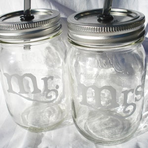 Mr. and Mrs. Mason Jar Wedding Toasting Glasses YOU CHOOSE Color Reusable BPA Free Straws Outdoor Wedding Mason Jar wedding glasses 16oz