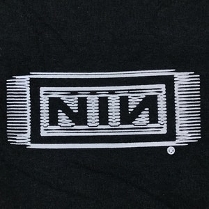 vintage 90s NINE INCH Nails T-Shirt MEDIUM concert nin metal rock punk tour reflective