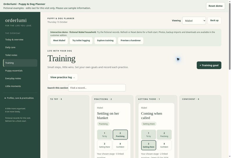 K&ouml;nnte beinhalten: Eine digitale Welpen- und Hundeplaner-Oberfl&auml;che namens Orderlumi mit einer dunkelgr&uuml;nen Seitenleiste und einem cremefarbenen Haupt-Dashboard. Der Bildschirm zeigt einen Trainingsbereich mit Fortschrittskarten f&uuml;r einen Hund namens Mabel, einschlie&szlig;lich Schaltfl&auml;chen f&uuml;r Ziele, &Uuml;bungsprotokolle und interaktive Statusanzeigen.