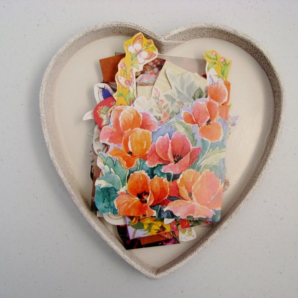 Scrapbook Starter Set Vintage Paper Cuts for collage and scrapbooking Flowers Pets Vacation Beach Holiday