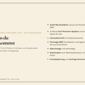 Peut inclure: Un document PDF de planificateur familial 2027 avec 21 pages A4 en format paysage. Le texte inclut OMAS FAMILIENPLANER 2027, WAS DU BEKOMMST, et une liste de fonctionnalit&eacute;s comme douze feuilles mensuelles, cinq colonnes par personne et des jours f&eacute;ri&eacute;s.
