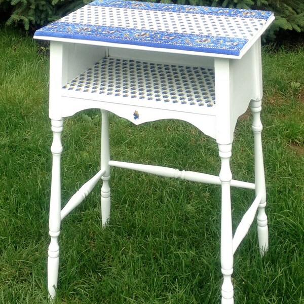 Vintage Side Table - Plant Stand