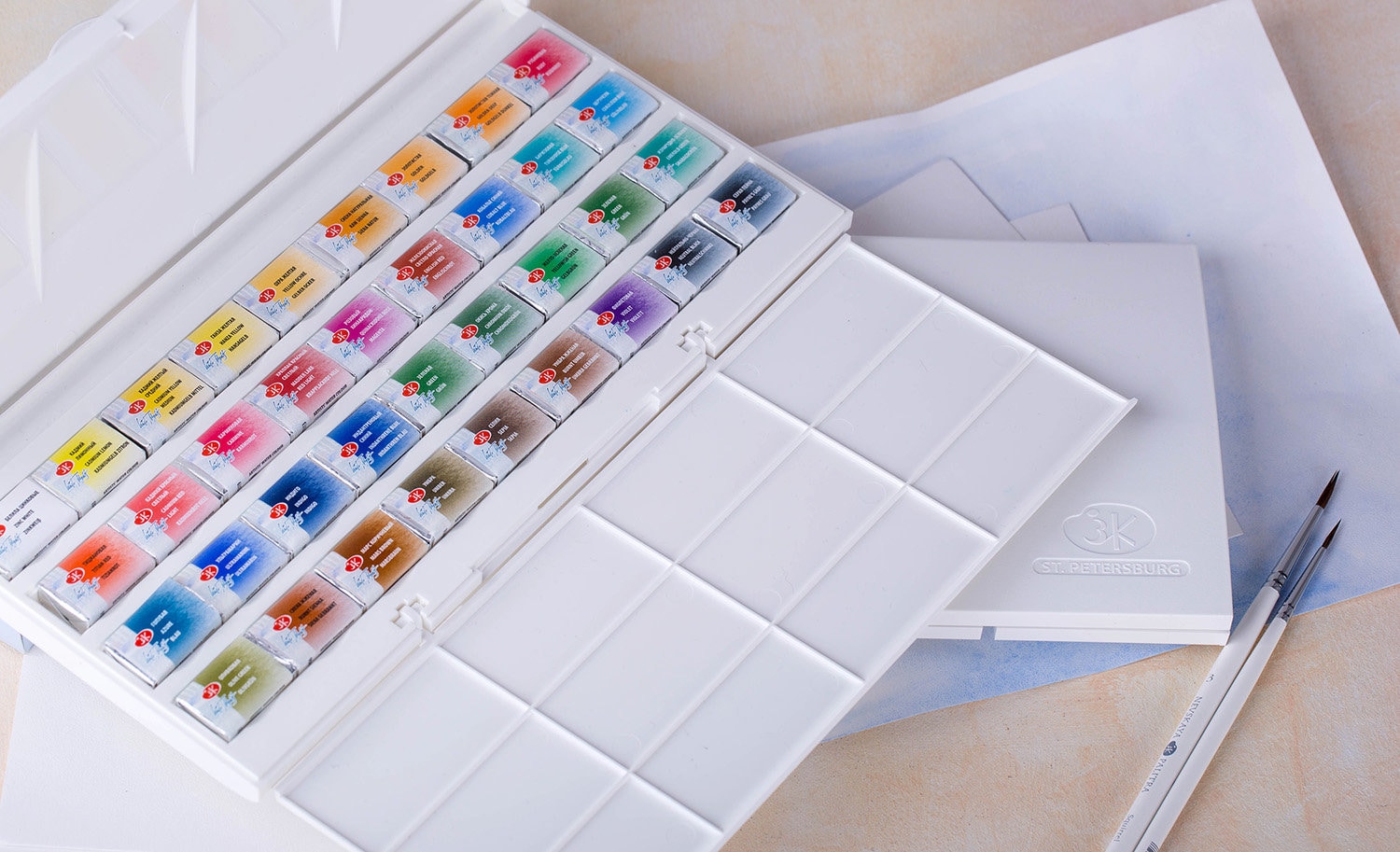 White Nights Extra Fine Artists Grade Professional Watercolor Set 24 full  2.5ml Pans in Plastic Box by Nevskaya Palitra