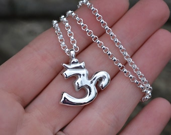 Silver Yoga Necklace, Om, Necklace, Sterling Yoga necklace, Om Charm necklace, Om Charm, Om Pendant, Om Jewelry, Yogi Yoga Gift, Om symbol