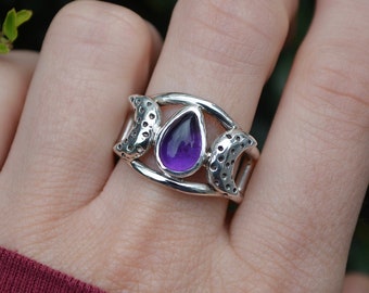 Amethyst Crescent Moon Ring,Size 8.25,Amethyst Ring,Amethyst,Amethyst Moon Ring,Crescent Moon, Celestial,Celestial Ring,Purple Amethyst
