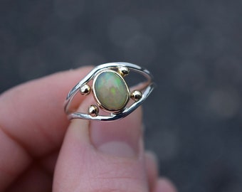 Opal Ring, Opal//Ethiopian Opal Ring//Gold//Gold Opal Ring//18K Gold Opal Ring//Sterling Silver Gold Opal Ring//Silver Opal Ring