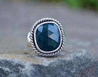 Bloodstone Ring,Size 8,bloodstone, Bloodstone Womens Ring, Sterling Silver bloodstone Ring, bloodstone jewelry, bloodstone jewelry ring