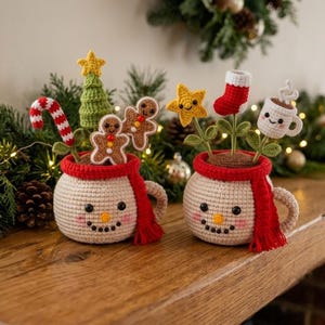 Haakpatroon voor een mok met plantenhouder in winterse stijl, schattige plantenhouder voor in een mok, handgemaakte gehaakte woondecoratie, gezellig kerstcadeau-idee, doe-het-zelf PDF-patroon