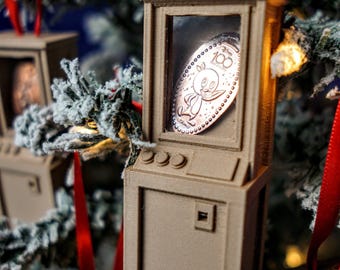 Miniature Pressed Penny Machine Ornament – Coin Display Gift for Penny Collectors