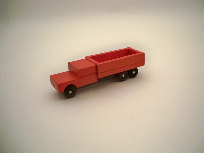 Classic Style Wood Toy Toy Flat Bed Truck Kids Wood Toy A Toy For Boys and Girls Wood Truck