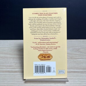 Here Be Monsters by Christopher Stasheff, Warlock's Heirs 4 - Vintage 2001 Paperback image 2