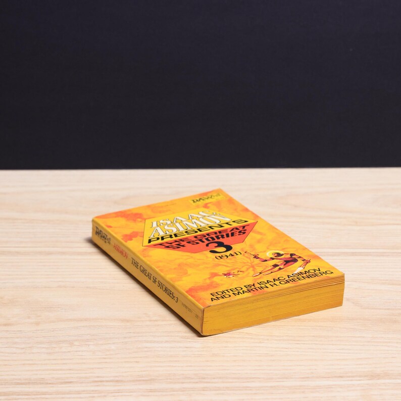 Isaac Asimov prezentuje „The Great SF Stories 3” autorstwa Isaaca Asimova – książka w miękkiej oprawie z 1980 roku zdjęcie 4