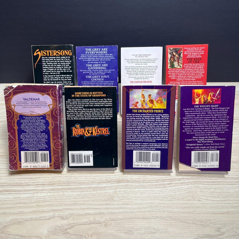 Lote de 8 libros de bolsillo de fantasía épica: Mercedes Lackey, Simon R Green, Hambly, Knaak, Kurtz imagen 2
