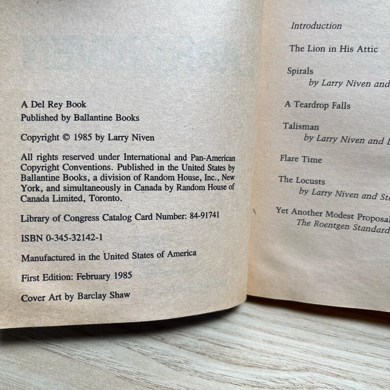 Klassische Science-Fiction-Taschenbücher, Konvolut von 8 Bänden von Asimov, Niven, Knight, Dickson und Saberhagen (Vintage). Bild 6