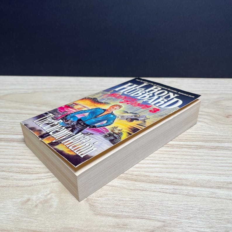 Mission Earth by L. Ron Hubbard - Complete 2-Book Set - Vintage 1988 Paperbacks, First Printings image 7