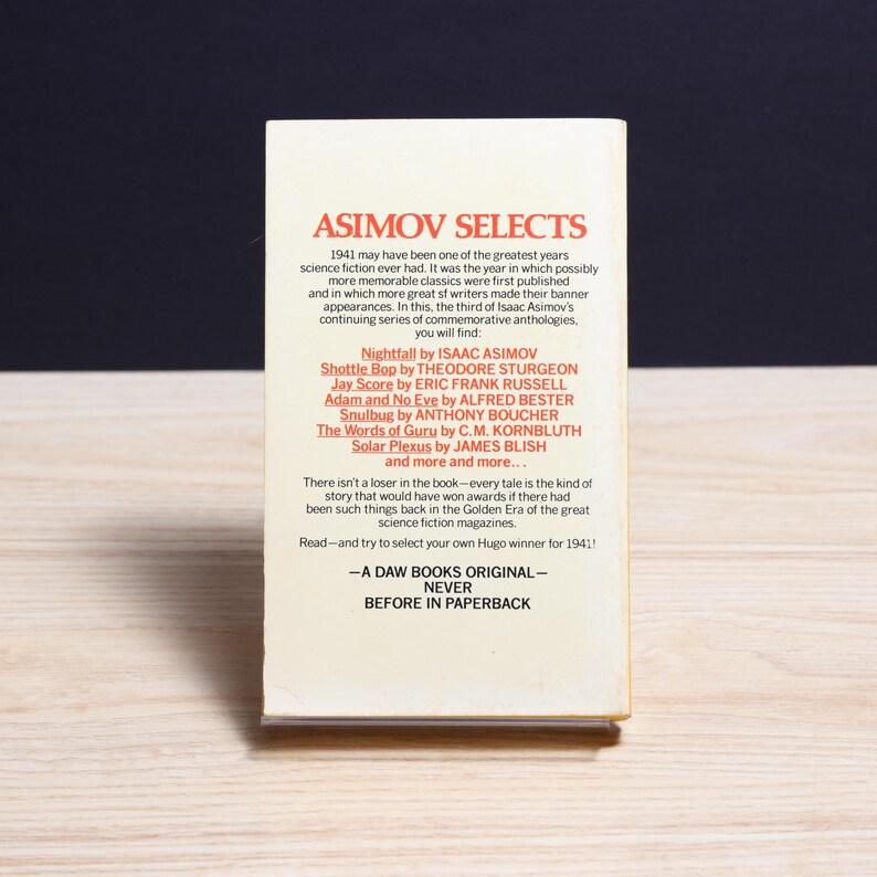 Isaac Asimov prezentuje „The Great SF Stories 3” autorstwa Isaaca Asimova – książka w miękkiej oprawie z 1980 roku zdjęcie 2