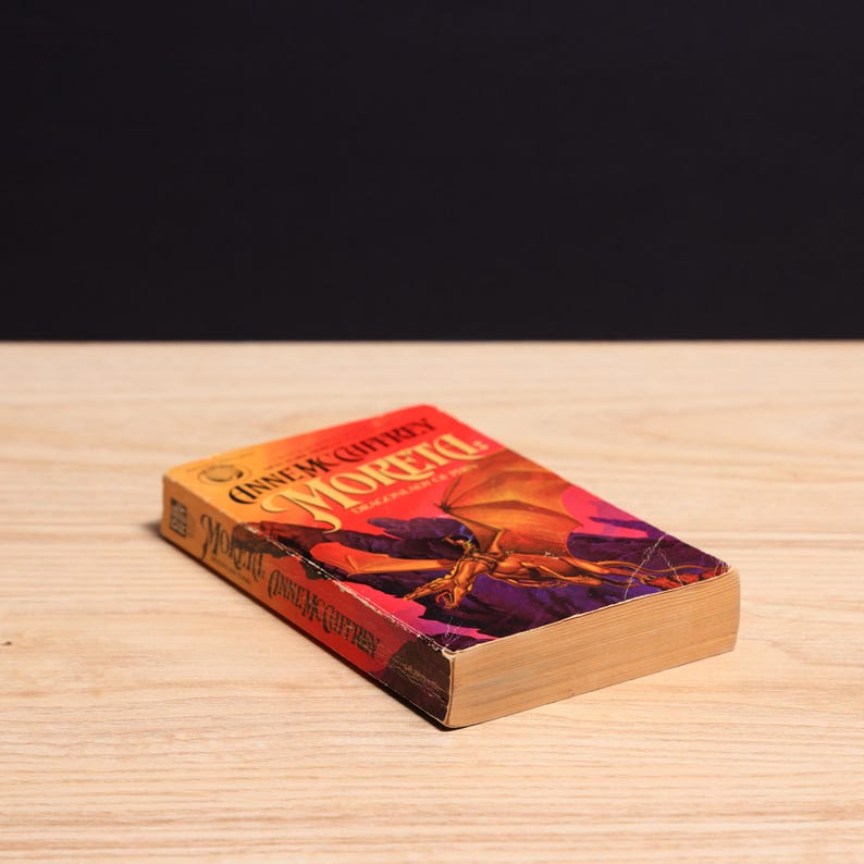 Pern: Moreta - Dragonlady of Pern by Anne McCaffrey, Dragonriders of Pern 4 - Vintage 1984 image 4