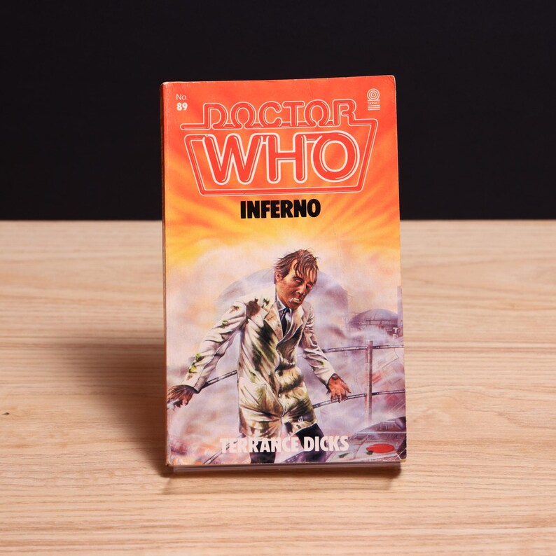 Doctor Who: Inferno by Terrance Dicks, Target Doctor Who Library 89 - Vintage 1984 Paperback image 1