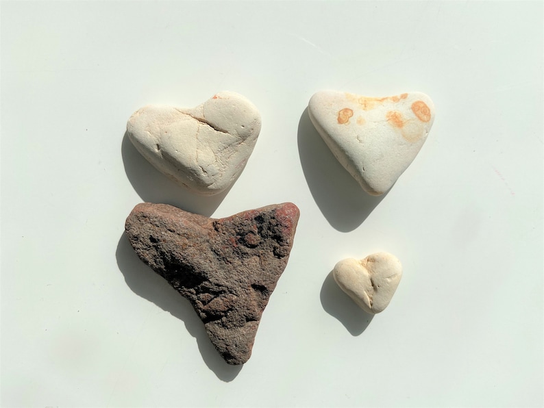 beach home decor decorative ornamental pebbles terracotta hearts heart shaped beach pebbles Scottish beach finds rocks stones pebbles