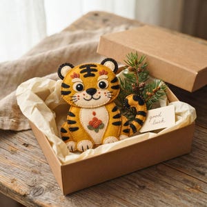 minhwa tiger, tiger sewing pattern, felt tiger pattern, korean tiger pdf, tiger ornament diy, felt tiger ornament, lunar new year diy, folk art tiger, tiger lover gift, korean folk decor, cute tiger plush, diy felt tiger, hojakdo tiger gift