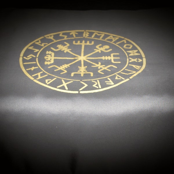 Altar Cloth Viking Compass Vegvisir Wicca Pagan Witchcraft  Casting Cloth Alter Black Taffeta Fabric