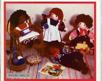 Cloth Doll Sewing pattern - Plush Toy pattern, Craft Sewing pattern, Vintage Toy sewing pattern - Butterick 4252 UNCUT