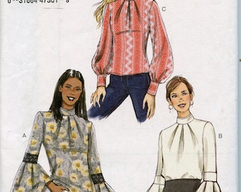 Plus Size Easy Misses Bell Sleeved Top Sewing Pattern - Size 14 16 18 20 22 Bust 36 to 44 Vogue 9285 UNCUT