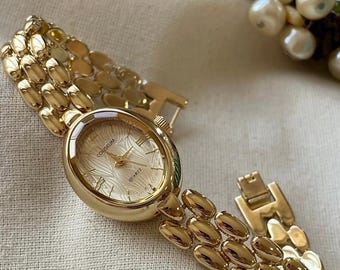 Vintage Gold Oval Link Bracelet Watch | Elegant Women’s Watch