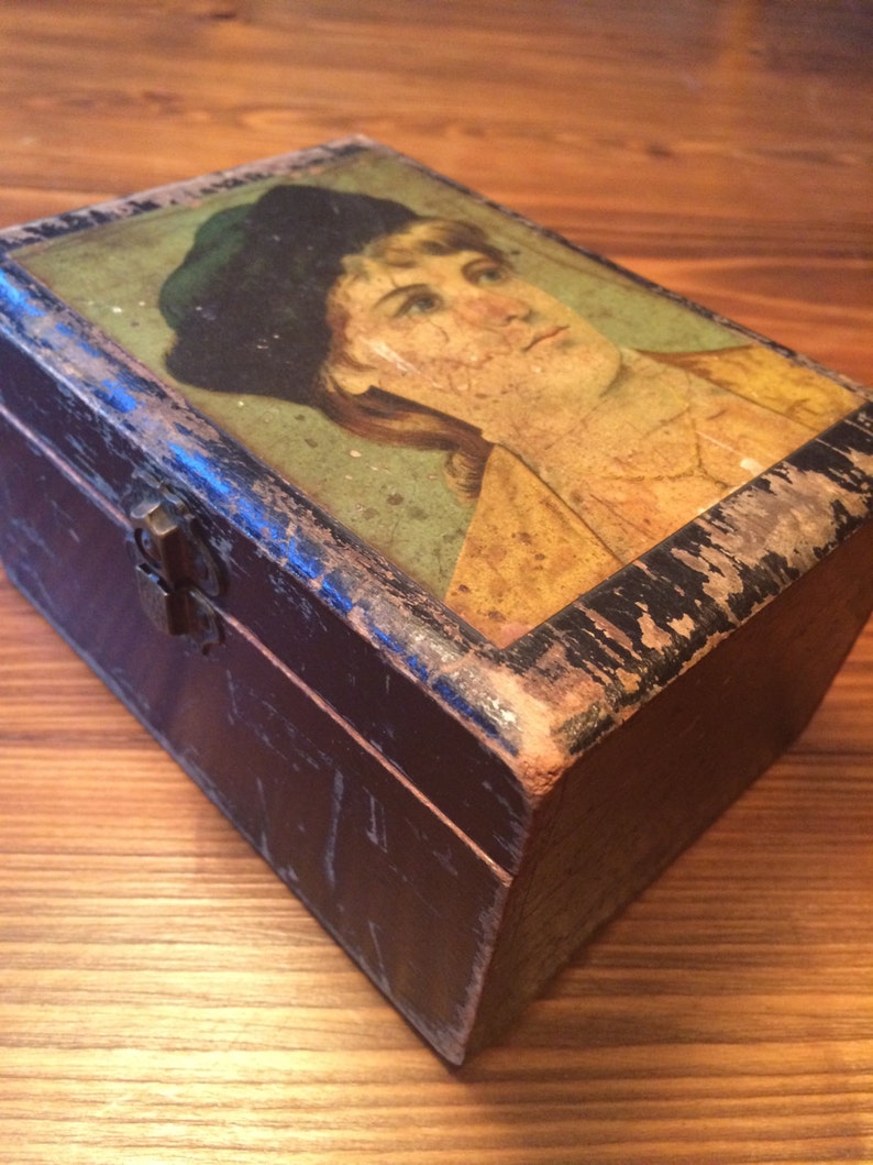 Antique Higgins Wooden Soap Box Shabby Chic Trinket Image 0