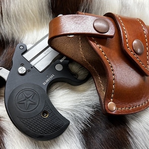 Bond Arms Stinger Cross-Draw Holster