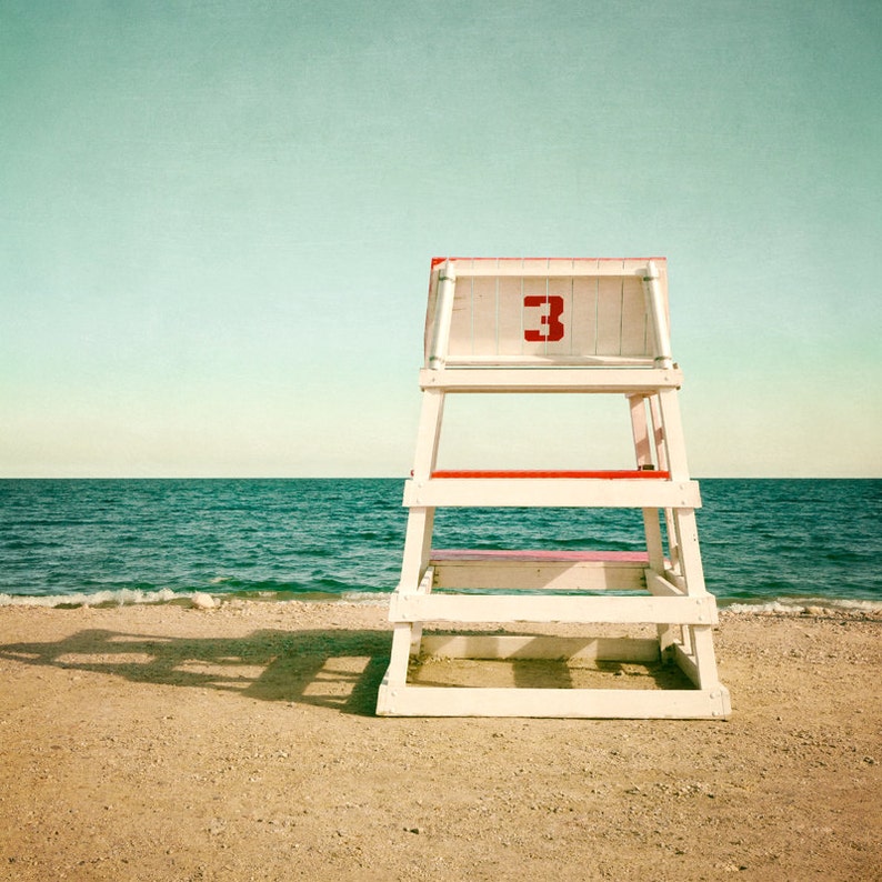 lifeguard chair on beach